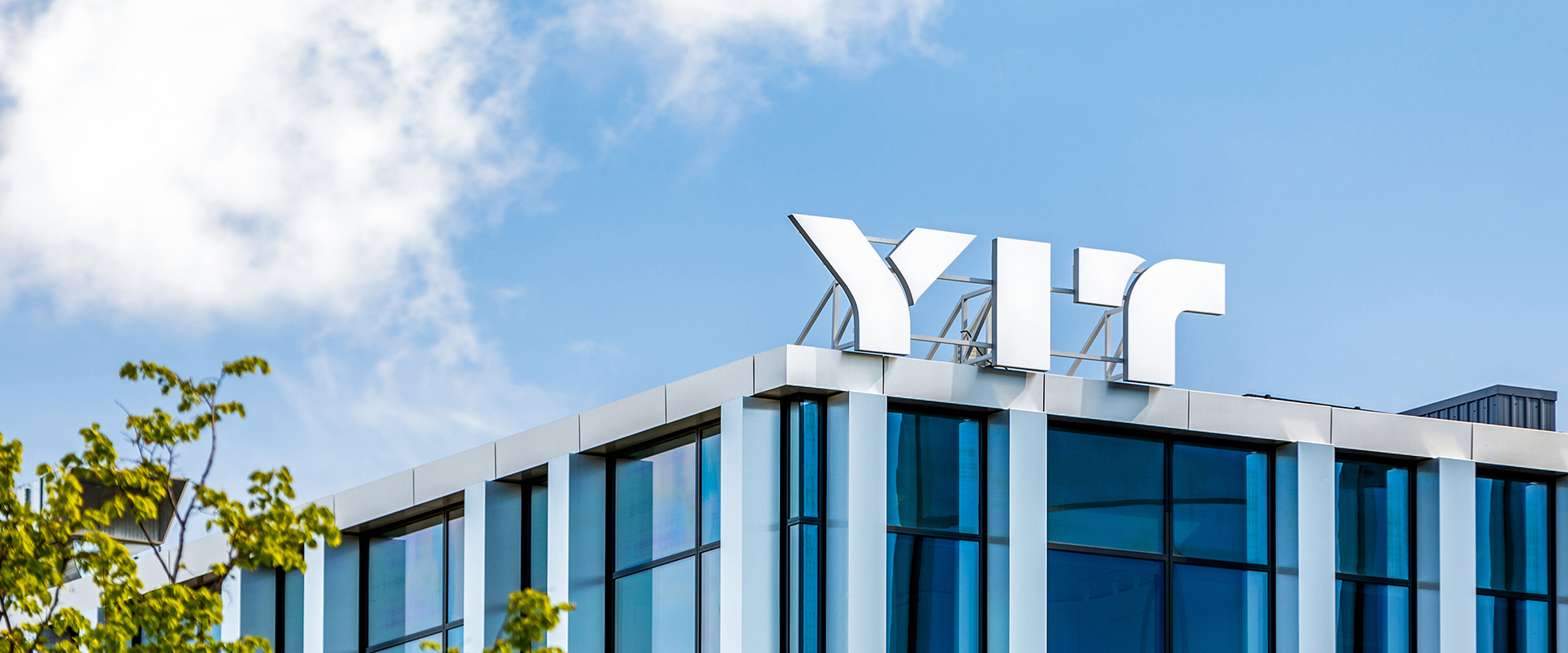 YIT on johtava rakennusyhtiö ja hankekehittäjä.